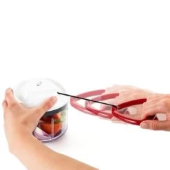 Zyliss Easy Pull Food Processor -Kitchen Sale Shop 1339 EasyPullFoodProcessor LS3