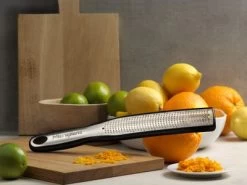 Microplane Elite Zester - Black/Red 10 Microplane Elite Zester - Black/Red -Kitchen Sale Shop 15350 EliteSeriesZester BlackLS