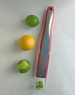 Microplane Elite Zester - Black/Red 12 Microplane Elite Zester - Black/Red -Kitchen Sale Shop 15351 MicroplaneEliteZester Red LS2